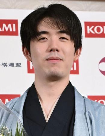 藤井聡太氏